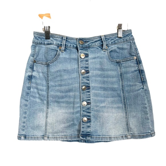 American Eagle Outfitters Dresses & Skirts - American Eagle Hi-Rise A-Line Denim Skirt Women's 8 Button Front Light Wash